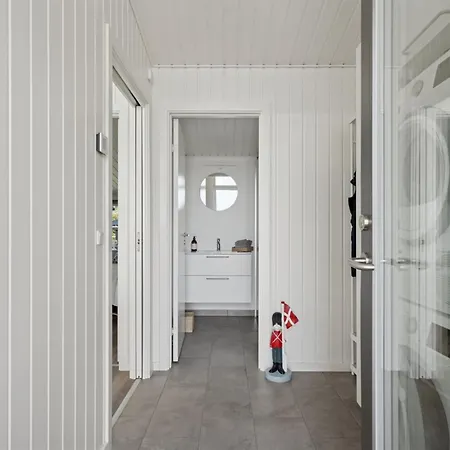 Holiday home Eljas - 10m From The Sea By Interhome